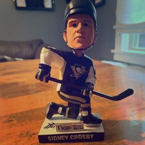 Sidney Crosby autographed Bobblehead